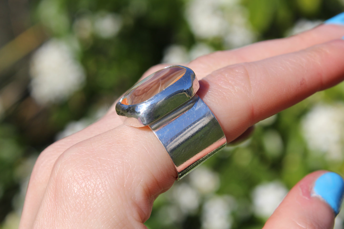 Earth ring size N